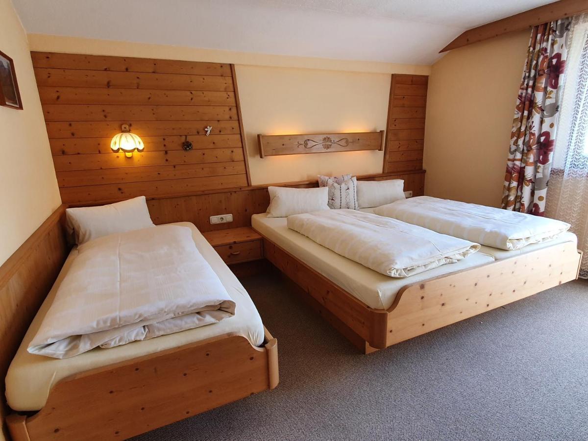 Gaestehaus Tirolergruss Pettneu am Arlberg Eksteriør bilde